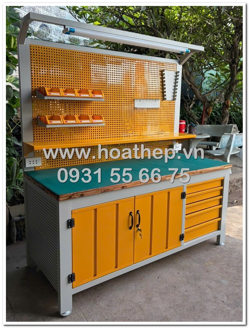 b&agrave;n nguội cơ kh&iacute;, b&agrave;n thao t&aacute;c c&oacute; bảng treo, b&agrave;n l&agrave;m việc 5 ngăn k&eacute;o, mặt b&agrave;n chống tĩnh điện 36mm, b&agrave;n c&oacute; tủ chứa đồ, b&agrave;n cơ kh&iacute; 1700, gi&aacute; b&agrave;n nguội c&ocirc;ng nghiệp
